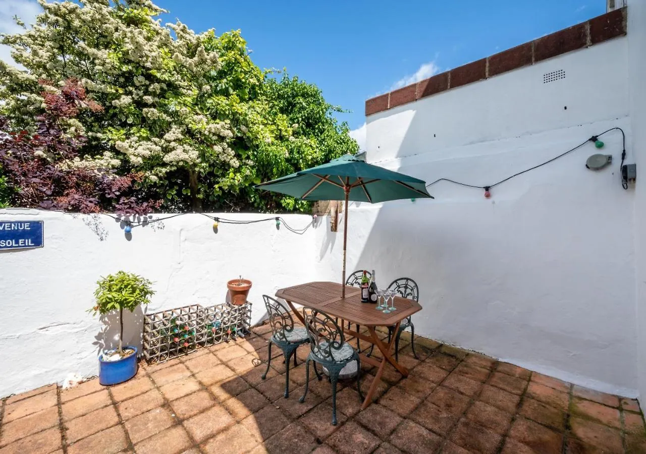 West Hill Cottage Μπράιτον 0*,  Ηνωμένο Βασίλειο